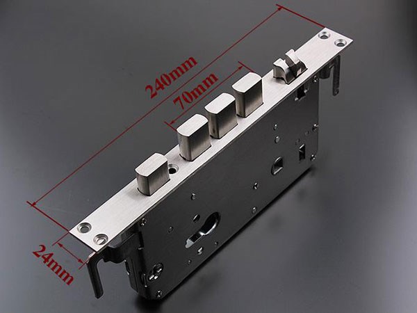 白玉开锁公司-换锁服务